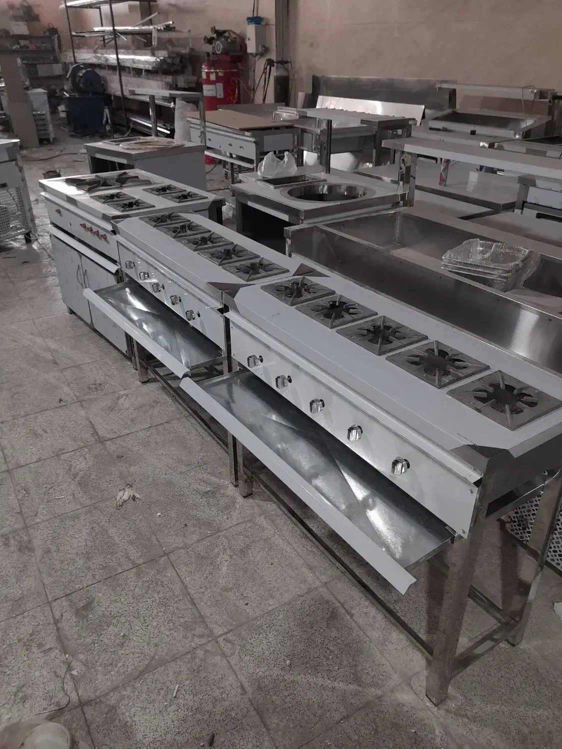 فروش عمده تجهیزات آشپزخانه صنعتی زیر قیمت کارخانه|کافی‌شاپ و رستوران|تهران, شوش (باغ آذری)|دیوار