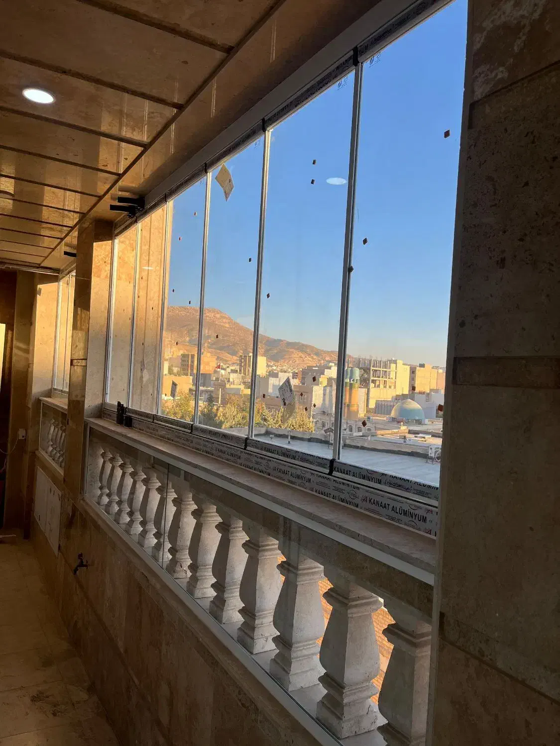 شیشه ای تاشو بالکنی|مصالح و تجهیزات ساختمان|ایلام, |دیوار