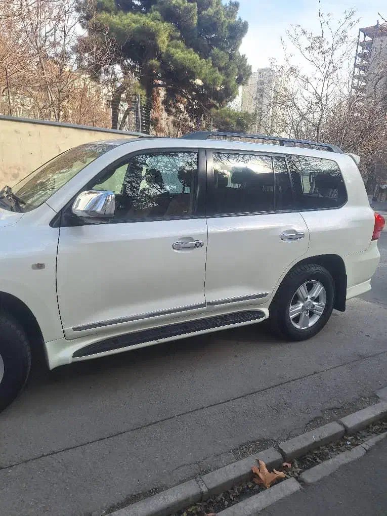 لندکروز تک برگ سند کیلومتر واقعی فنی درجه ۱|خودرو سواری و وانت|تهران, زعفرانیه|دیوار