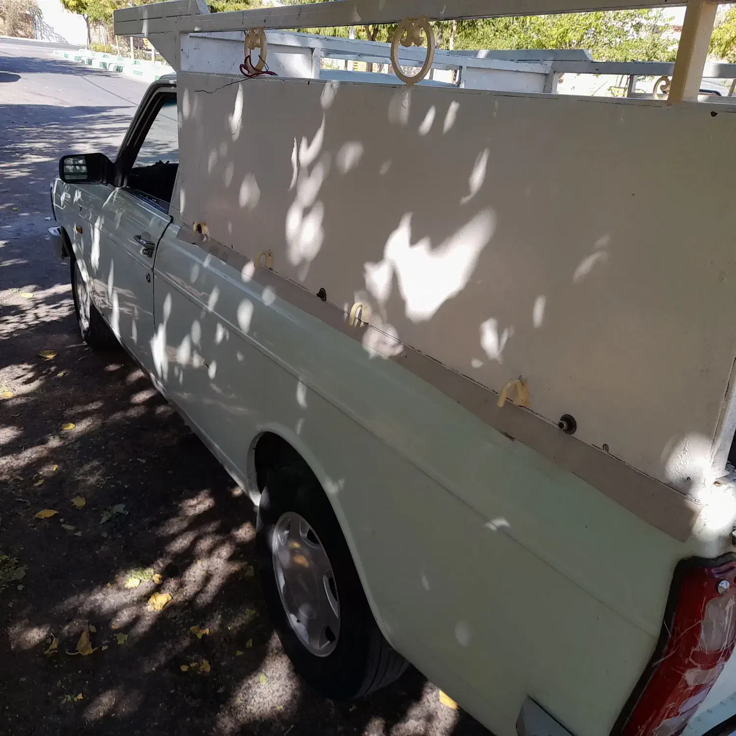 پیکان وانت مدل ۹۳ معاوضه با نیسان ۸۷|خودرو سواری و وانت|رامند, |دیوار