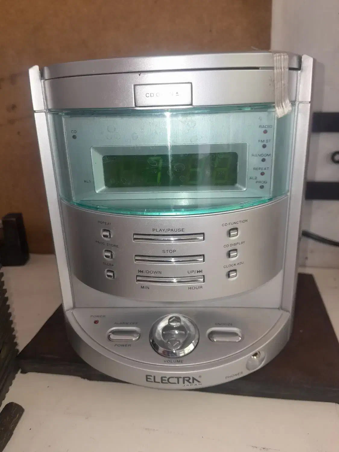 رادیو سی دی خور الکترا ژاپن نو|کلکسیون اشیاء عتیقه|بردسیر, |دیوار