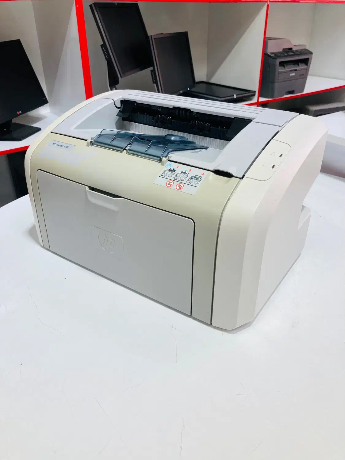 پرینتر ارزان لیزری اچ پی تک کاره(استوک اروپایی)|پرینتر، اسکنر، کپی، فکس|شهرکرد, |دیوار