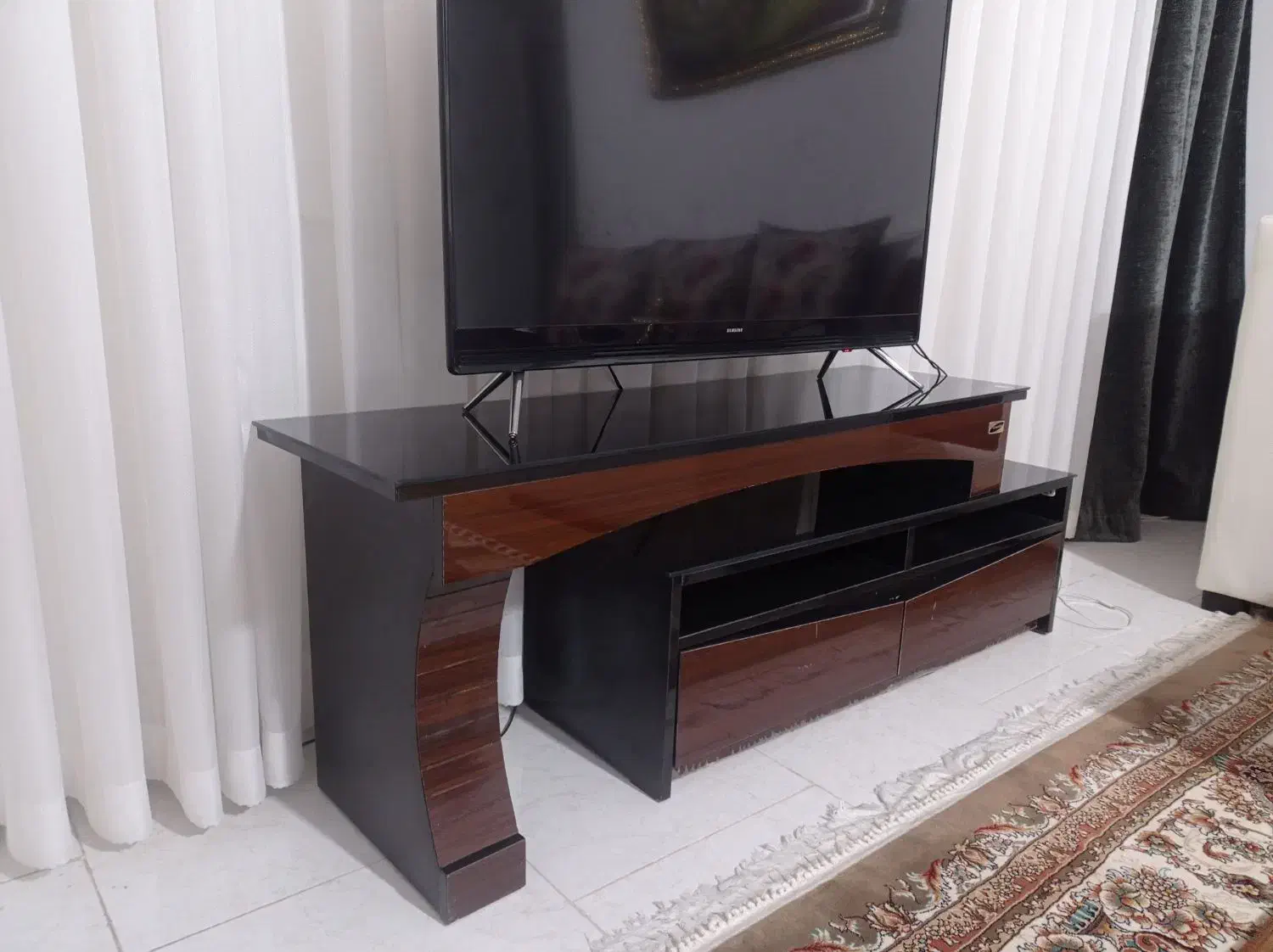 میز تلوزیون|میز تلویزیون|برخوار, |دیوار