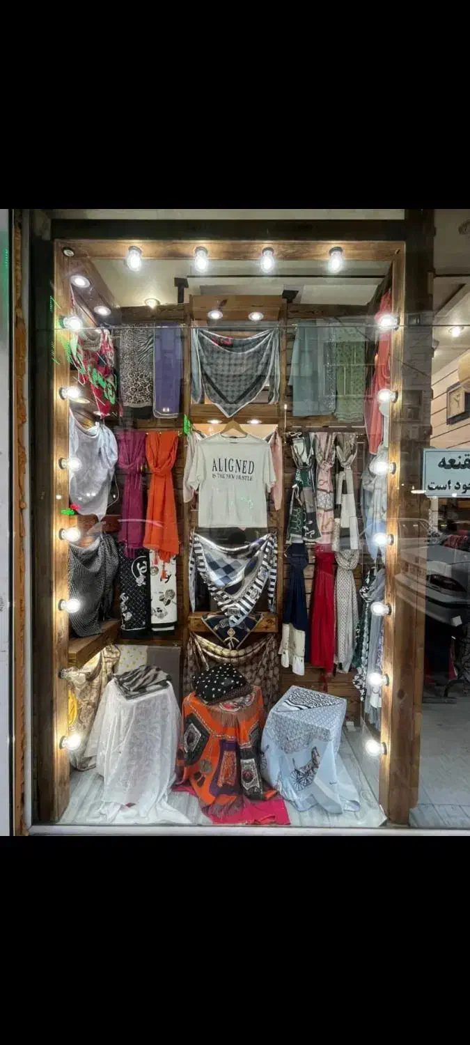 ویترین پیشخوان، رگال عصایی ،رگال مانکن ،چوبکار|فروشگاه و مغازه|الوند, |دیوار