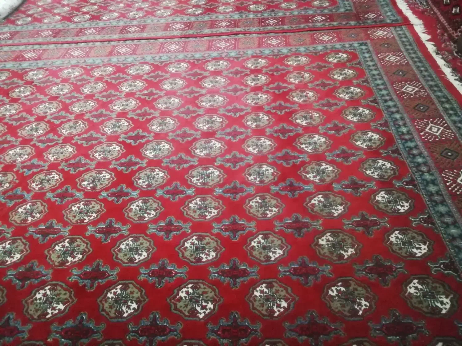 فرش ماشینی قدیمی|فرش|زابل, |دیوار