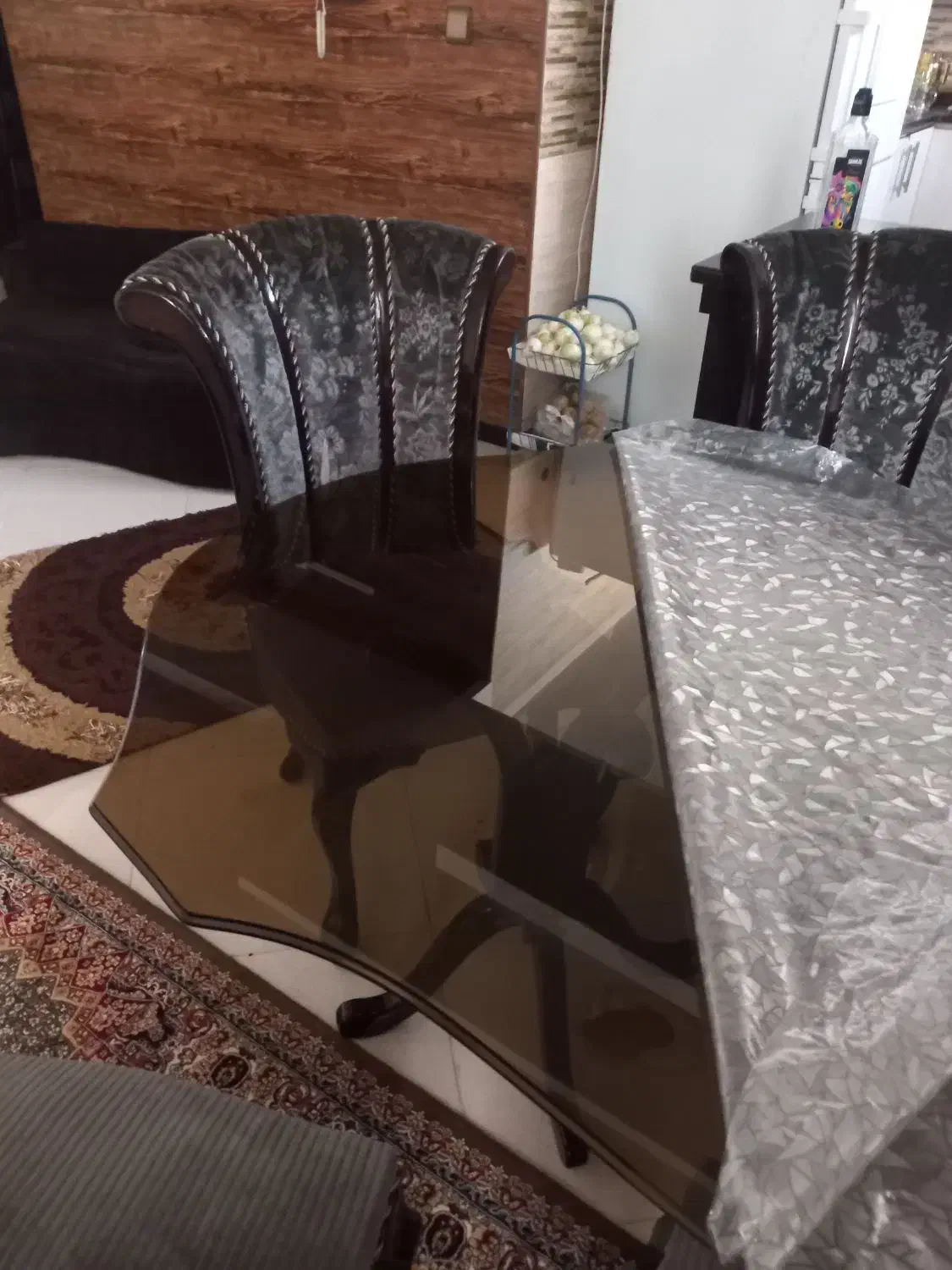 میز ناهار خوری|میز و صندلی غذاخوری|اصفهان, شهرک ولیعصر|دیوار