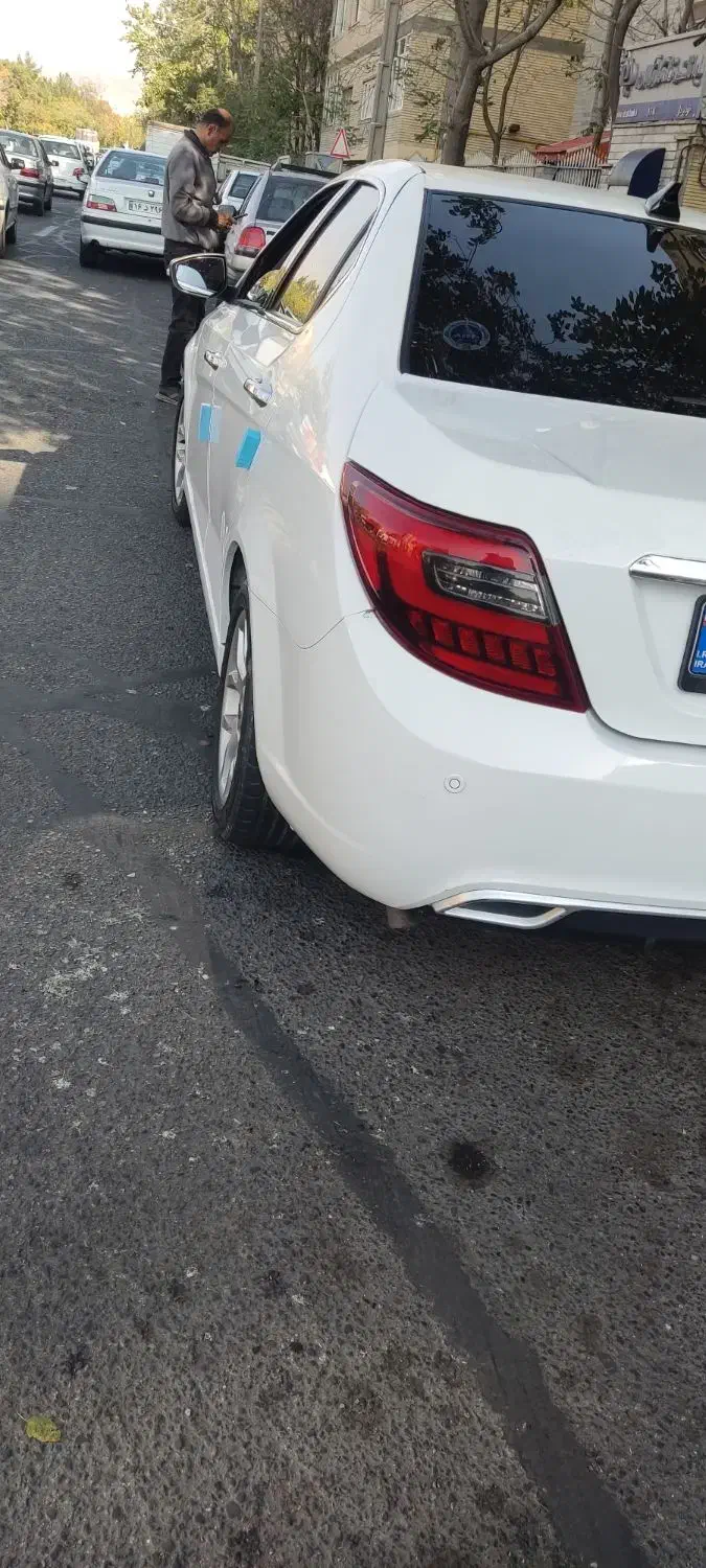 دنا پلاس توربو اتومات 1402|خودرو سواری و وانت|تبریز, |دیوار