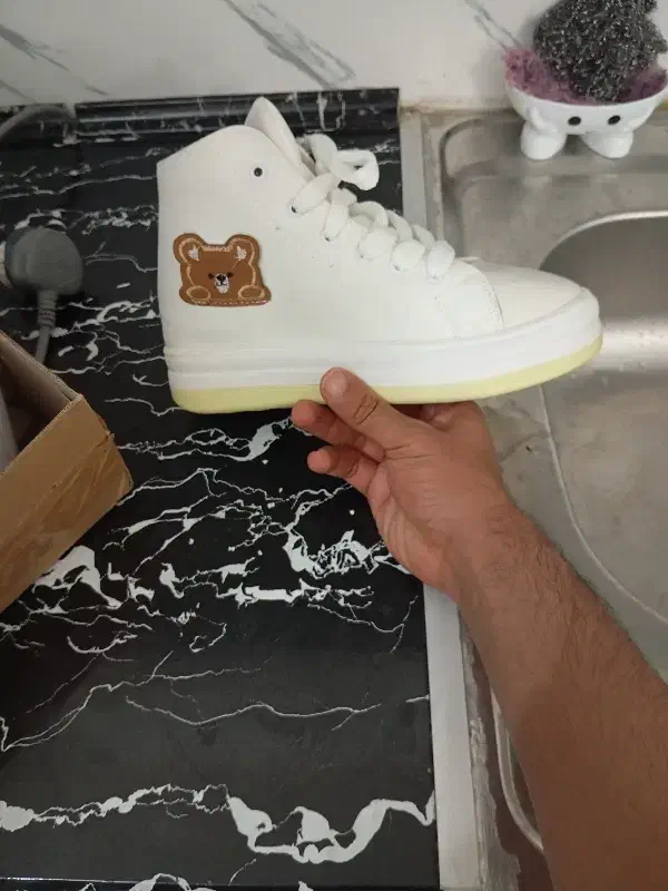 کفش|کیف، کفش، کمربند|اردکان, |دیوار