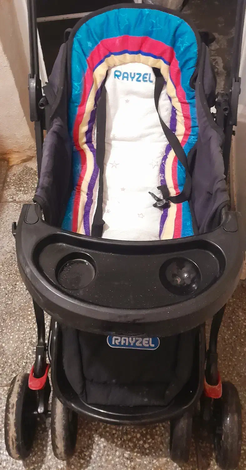 کالسکه‌ در‌حد‌نو|کالسکه و لوازم جانبی|تربت‌حیدریه, بوستان باغ ملی|دیوار