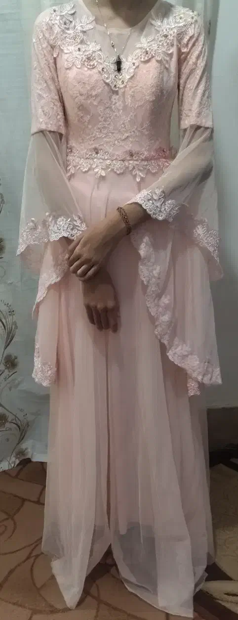 لباس مجلسی|لباس|طبس, |دیوار