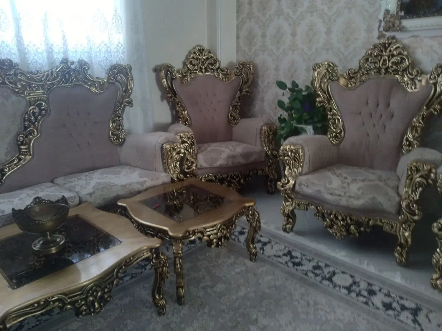 مبل سلطنتی|مبلمان خانگی و میز عسلی|پرند, فاز ۳|دیوار