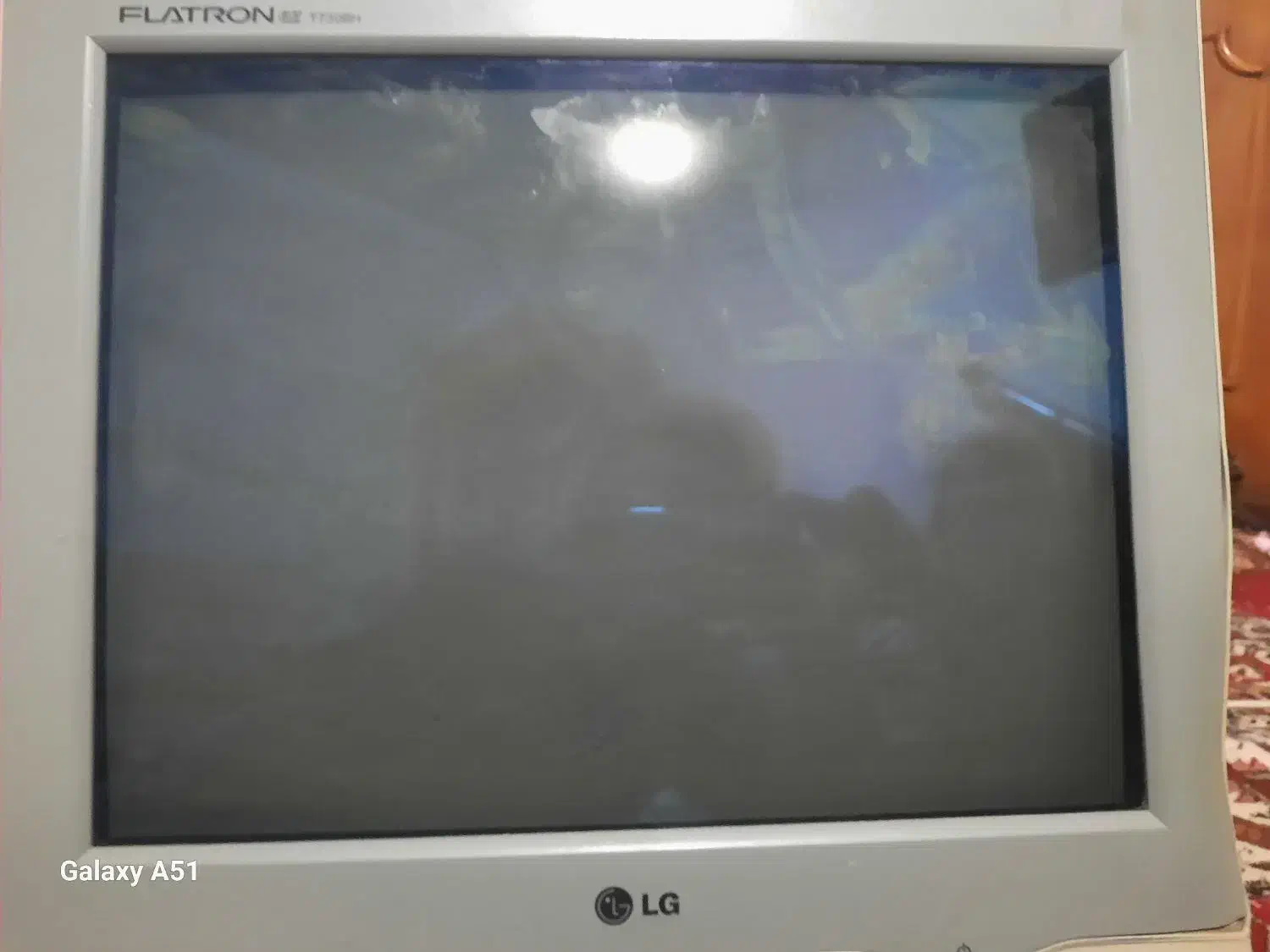 مانیتور قدیمی|رایانه رومیزی|خوی, |دیوار