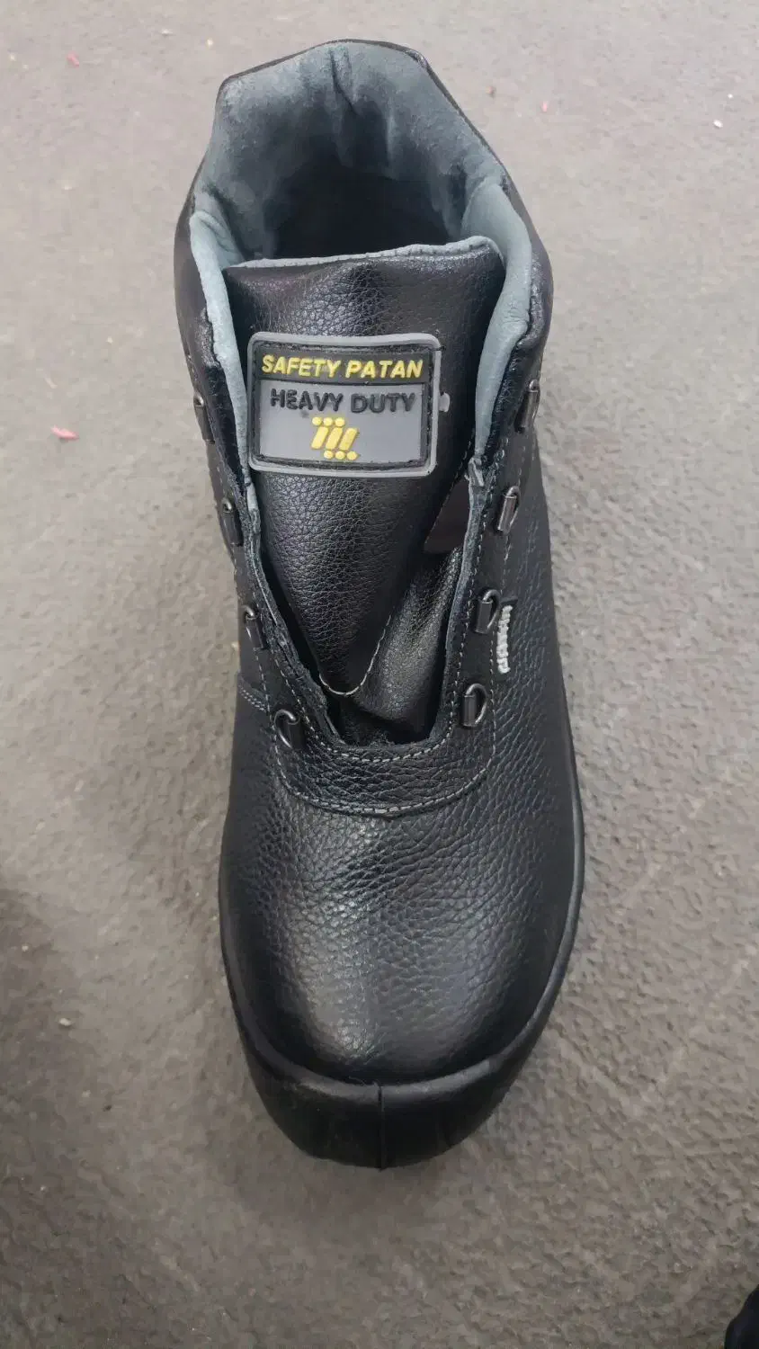 کفش ایمنی 42و45|کیف، کفش، کمربند|آبادان, |دیوار