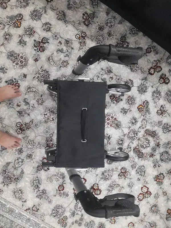 واکر طرح ویلچر آلمانی|آرایشی، بهداشتی، درمانی|کوهدشت, |دیوار