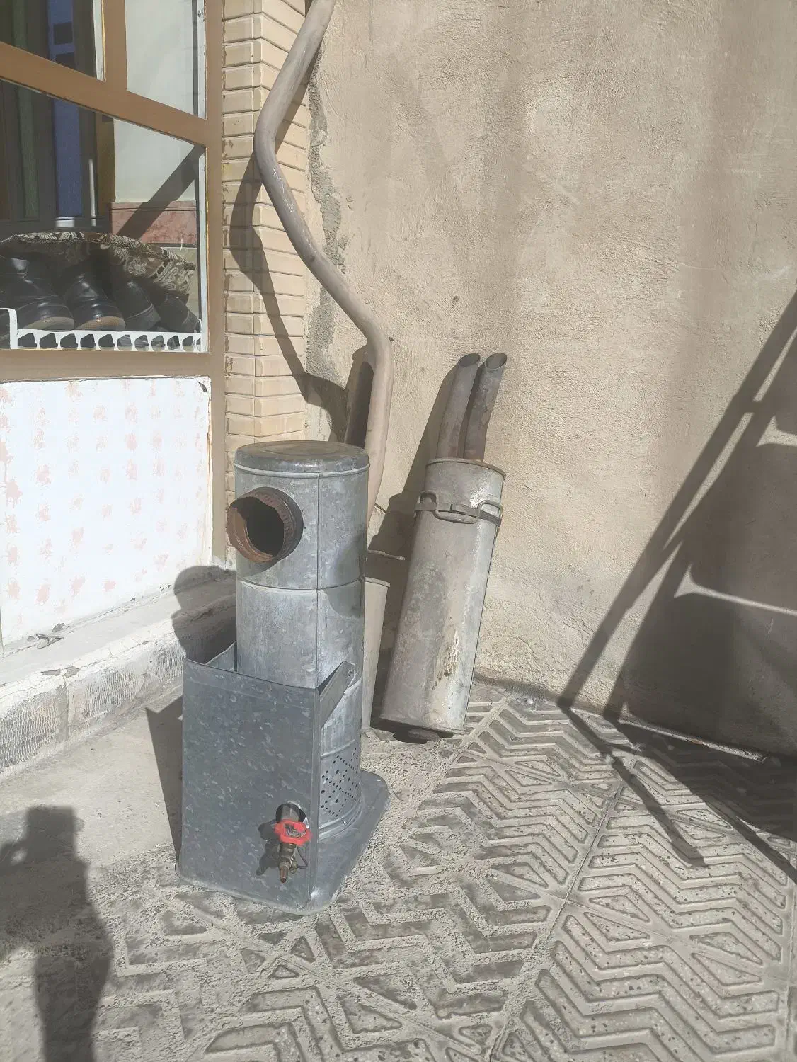 بخاری گازی همدان کار و منبع اگزوز بلوچی دولول|بخاری، هیتر، شومینه|بهار, |دیوار