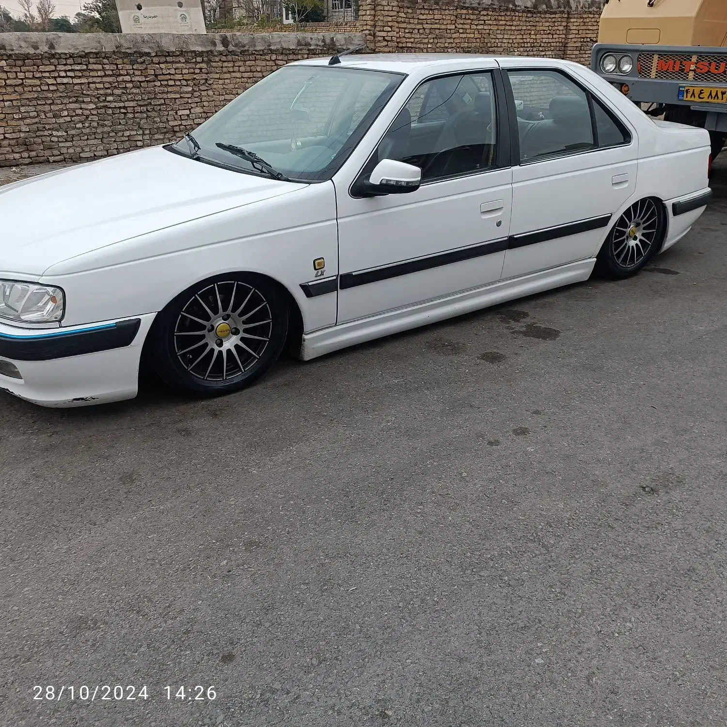 پژوپارس ۹۴ تیوفایو کم کار لوازمی|خودرو سواری و وانت|مشهد, انقلاب|دیوار