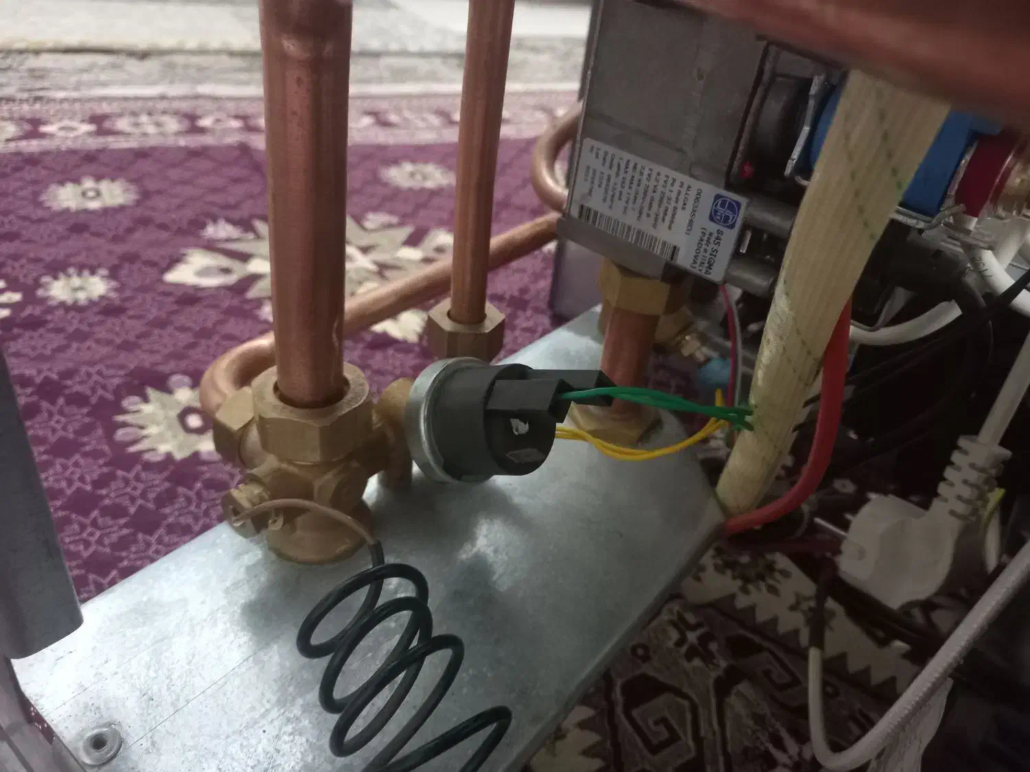 مبدل تک ایران رادیاتور|آبگرمکن، پکیج، شوفاژ|رباط‌کریم, رباط‌کریم|دیوار