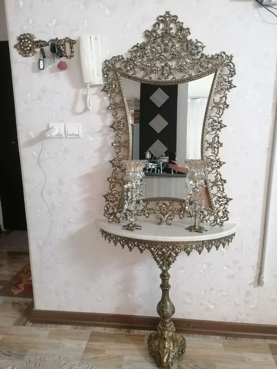 آیینه وشمعدان برنز|کلکسیون اشیاء عتیقه|قم, پردیسان|دیوار