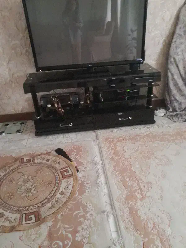 میزتلویزیون سالم بدون خط وخش|میز تلویزیون|آمل, |دیوار