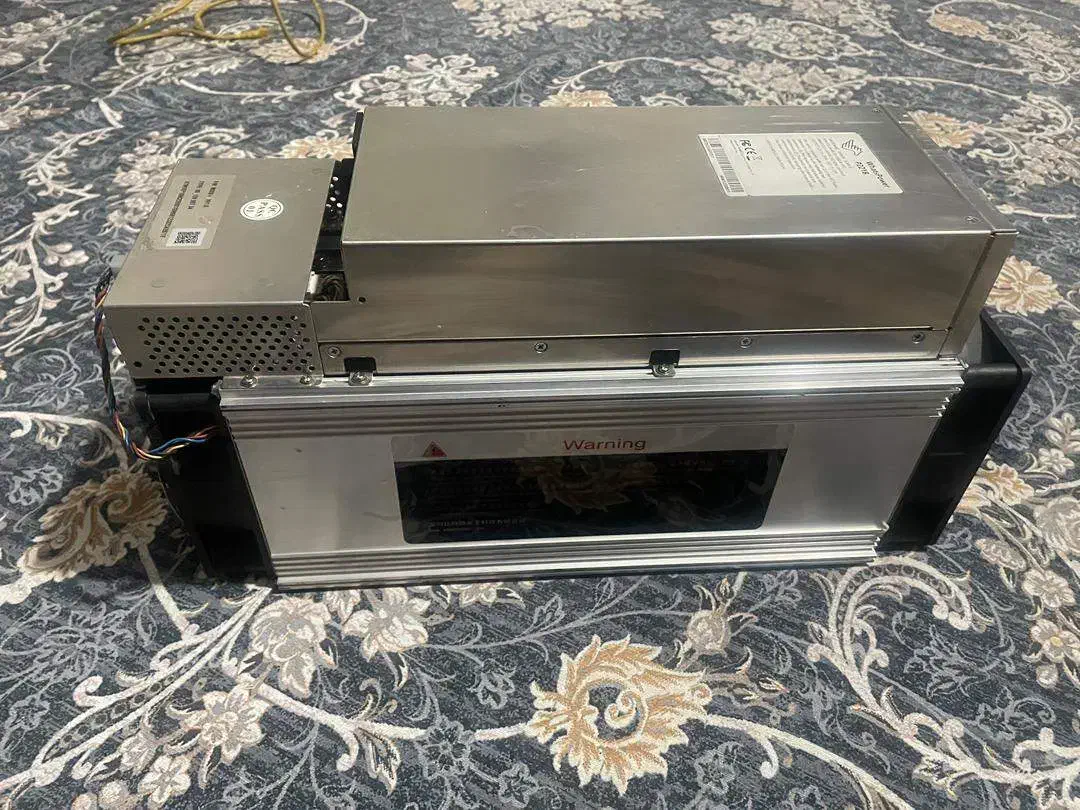 واتس ماینر  m30s+ نونو 98 تراهش طلا بدون خط خش|قطعات و لوازم جانبی رایانه|تهران, نارمک|دیوار
