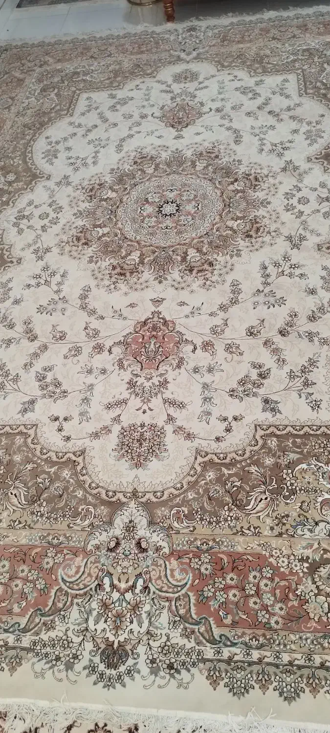 قالی ۱۲متری در حد نو|فرش|کارون, |دیوار