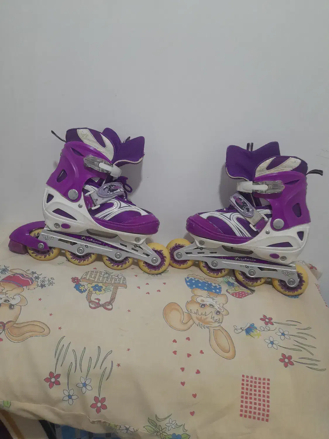 اسکیت سالم چراغ دار|دوچرخه، اسکیت، اسکوتر|خرمشهر, |دیوار