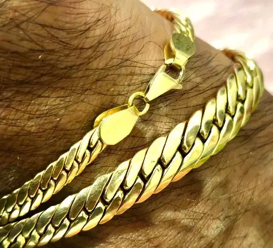 گردنبند|جواهرات|دوگنبدان, |دیوار