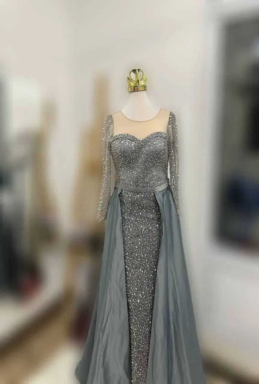 لباس سنگدوزی شده پارچه دانتل|لباس|گلستان (تهران), |دیوار