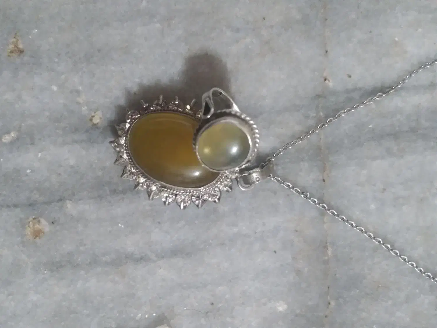 گردنبندنقره|کلکسیون اشیاء عتیقه|سرپل ذهاب, |دیوار