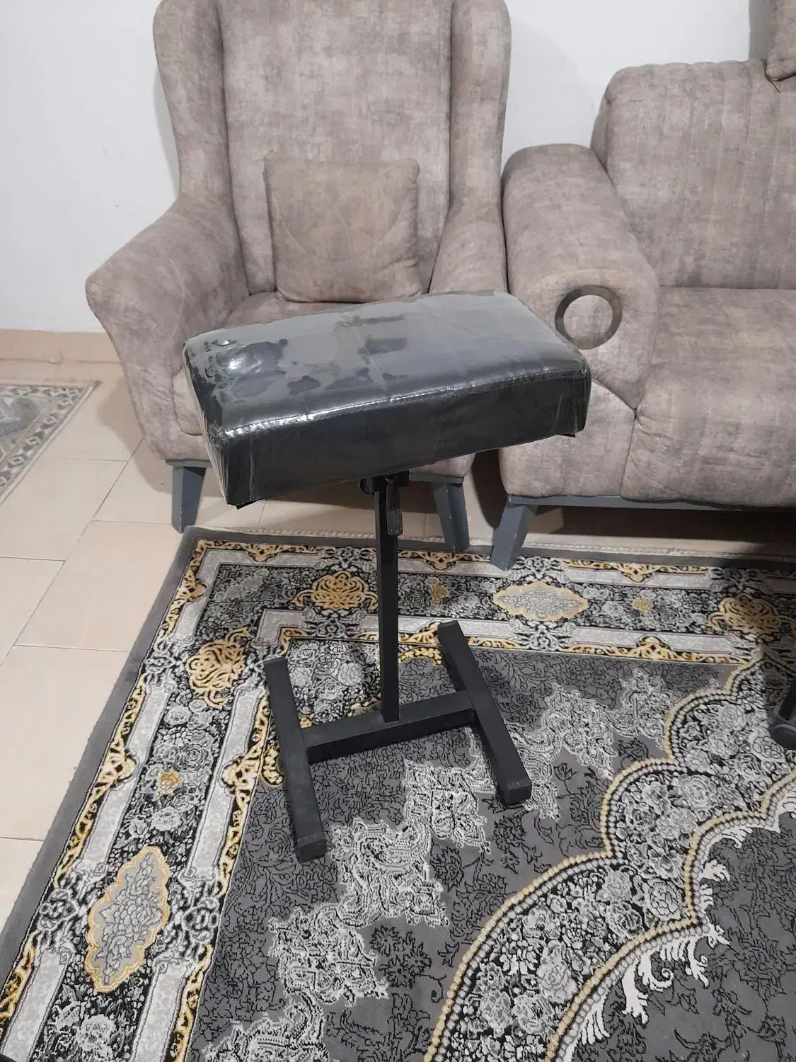 تجهیزات ارایشی|آرایشگاه و سالن‌های زیبایی|پاکدشت, پاکدشت (مامازند)|دیوار