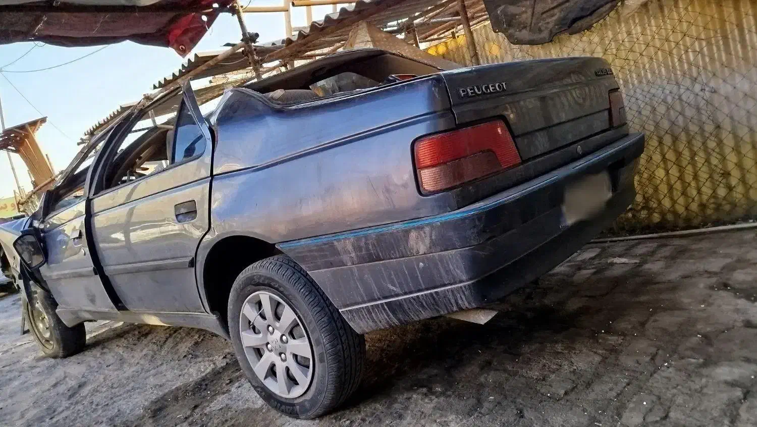 پژو ۴۰۵ مدل ۹۶ چپی|خودرو سواری و وانت|اسلام‌شهر, مظفریه|دیوار