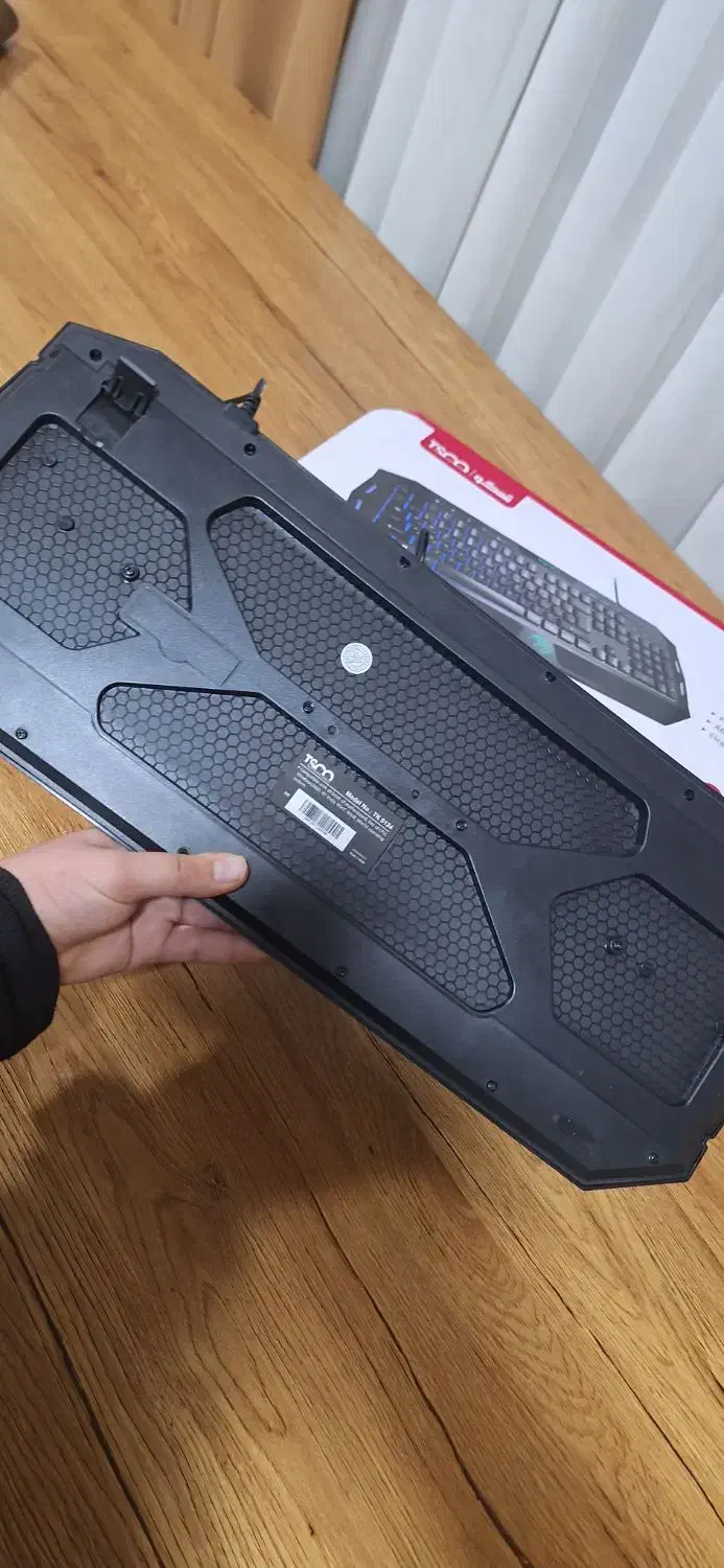 کیبورد تسکو tk8124 ار جی بی دار|قطعات و لوازم جانبی رایانه|گنبد کاووس, |دیوار