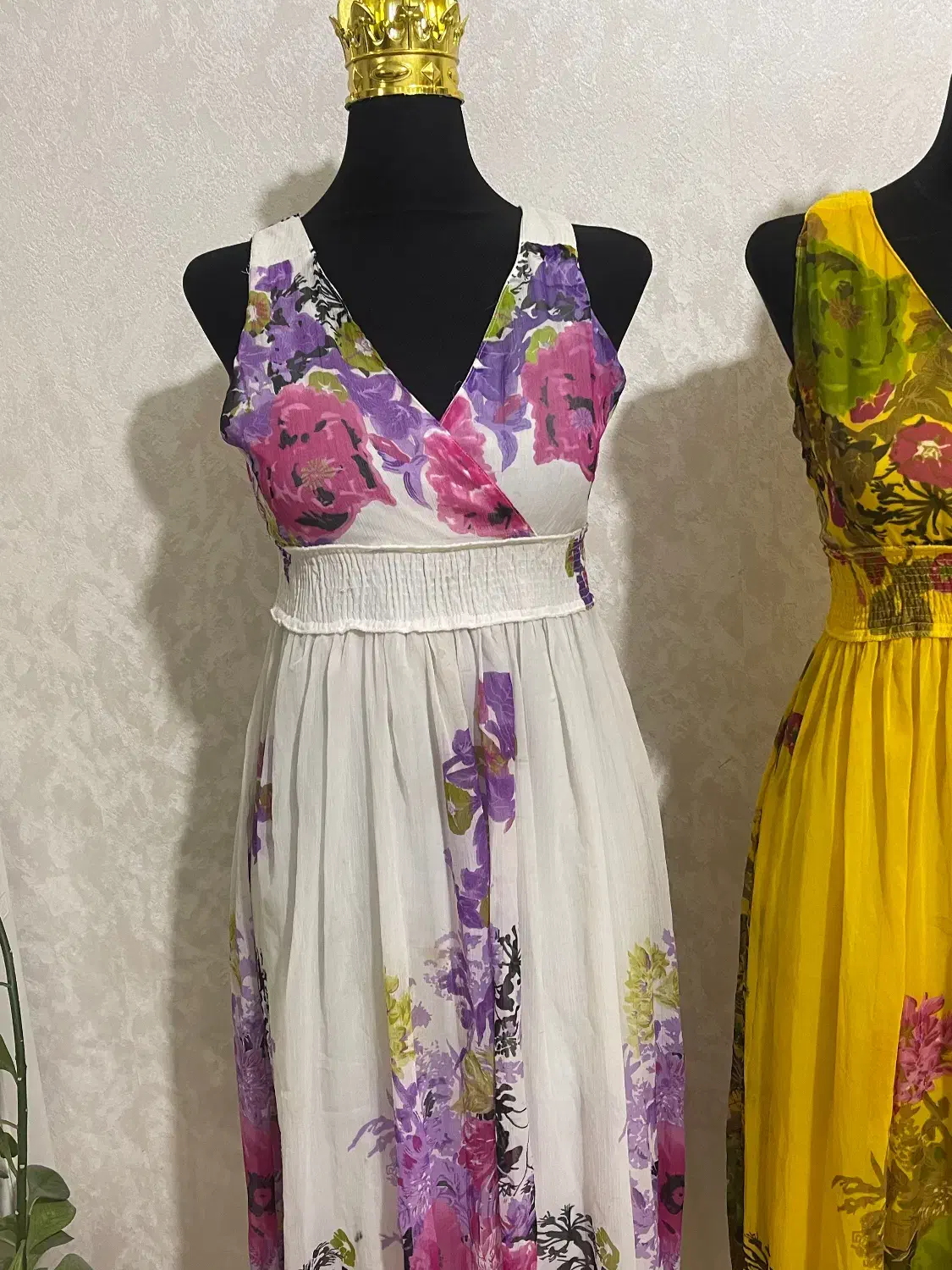 ساحلی ترک|لباس|شیراز, رکنآباد|دیوار