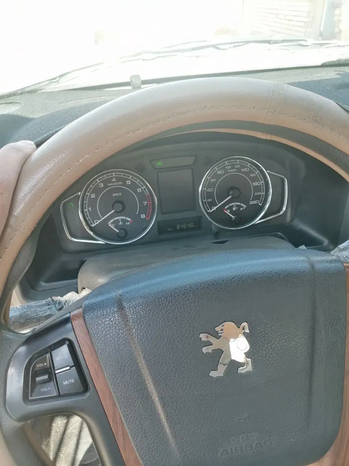 پژو پارس xu7p مدل 1401|خودرو سواری و وانت|شهرضا, |دیوار