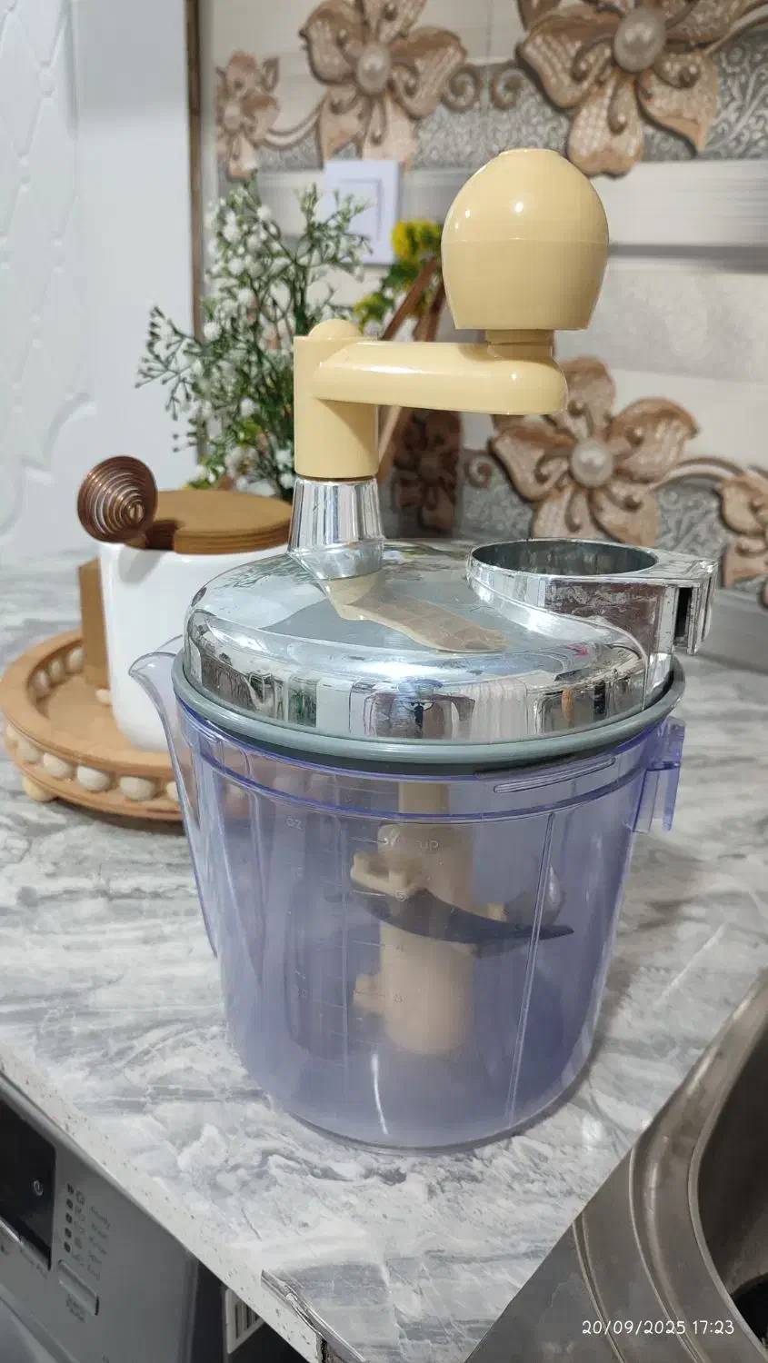 خرد کن دستی سایز بزرگ|خردکن، آسیاب، غذاساز|رباطکریم, رباطکریم|دیوار