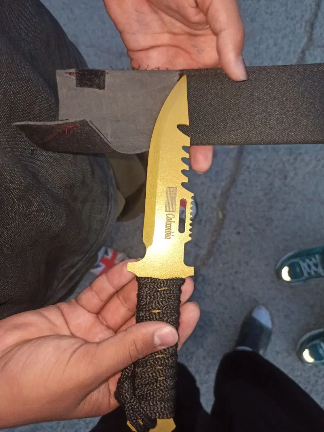 چاقو آمریکایی|کوهنوردی و کمپینگ|ثلاث باباجانی, |دیوار