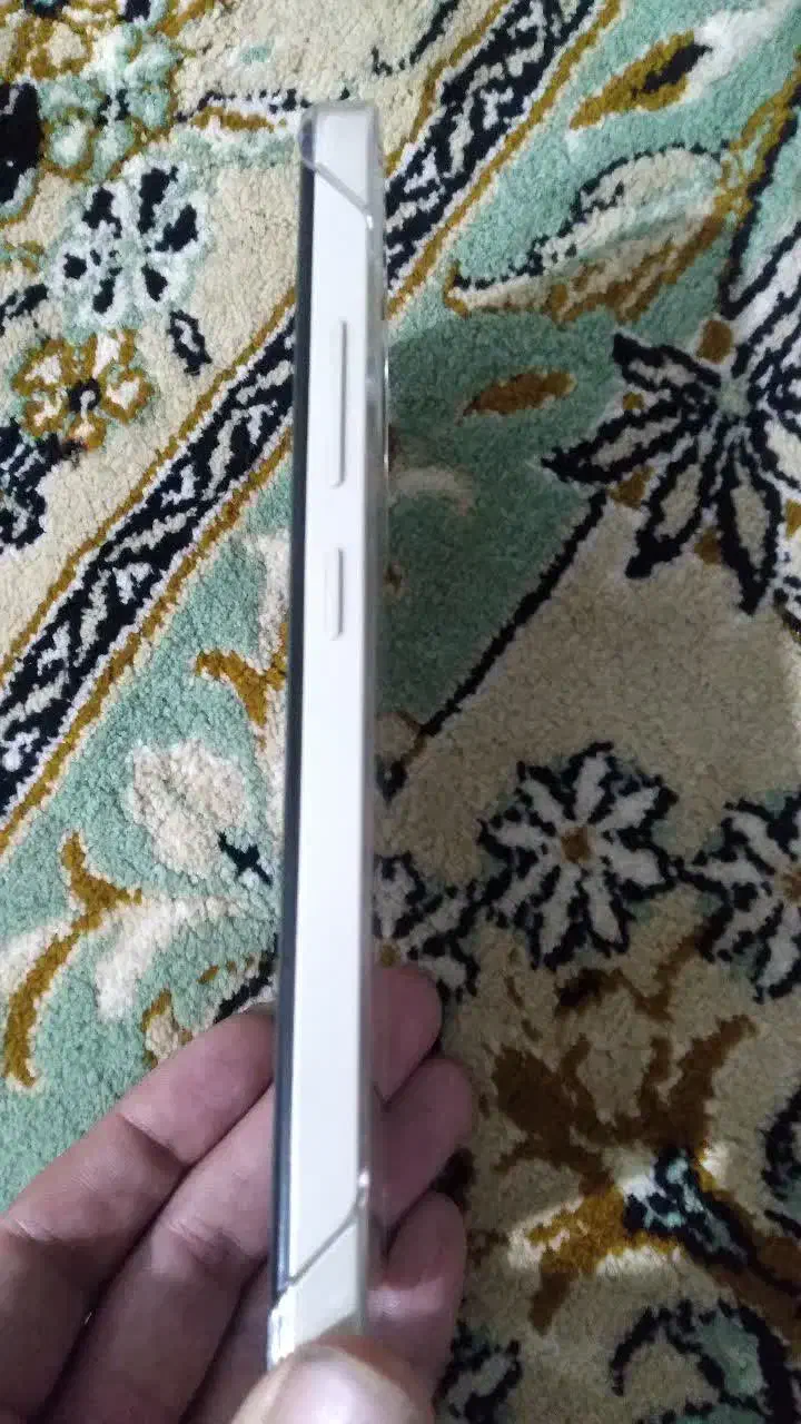 گوشی ووکال در حد نو|موبایل|اصفهان, حصه جنوبی|دیوار