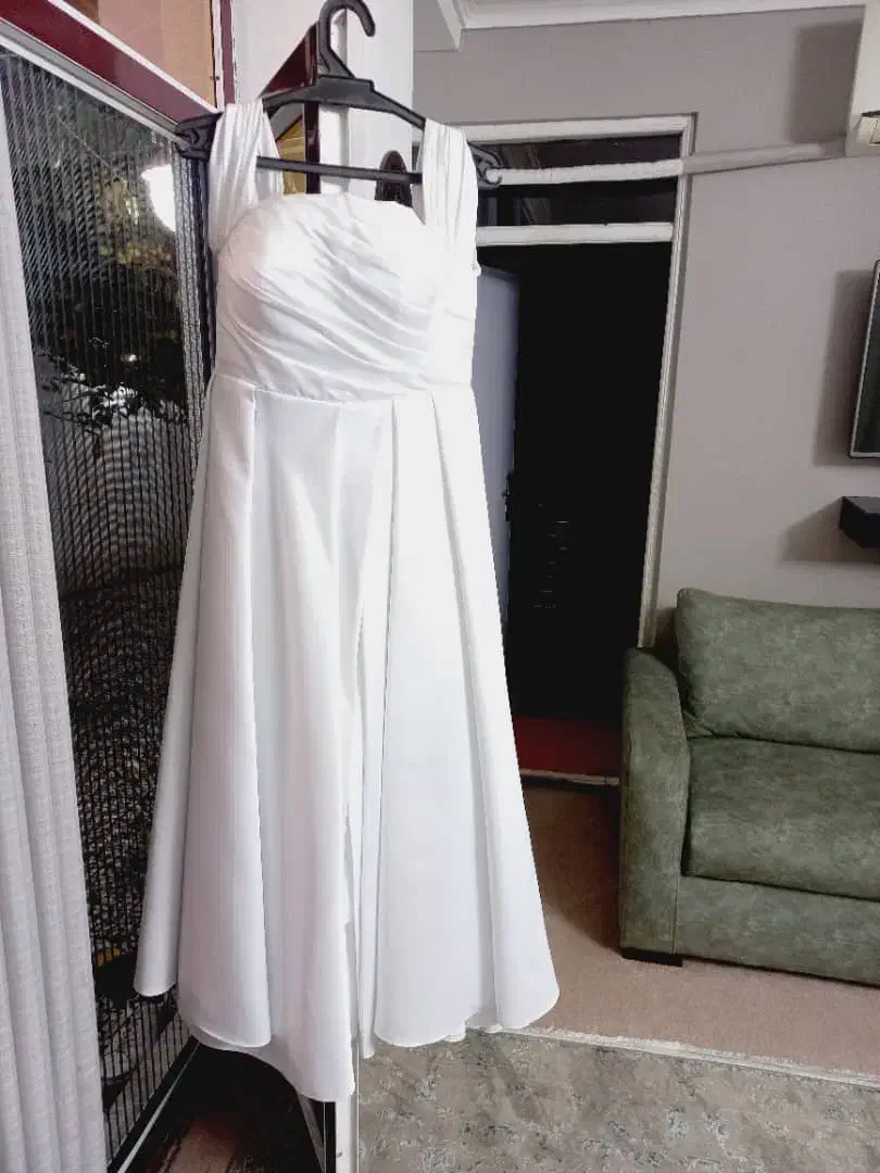 لباس عروس مزون دوز تخفیف به خریدار|لباس|قائمشهر, |دیوار