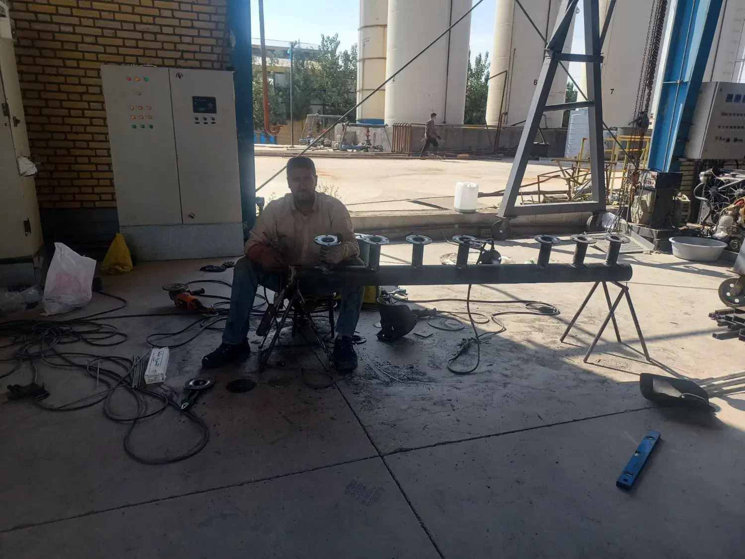 جوشکاری تاسیسات|خدمات پیشه و مهارت|اشتهارد, |دیوار