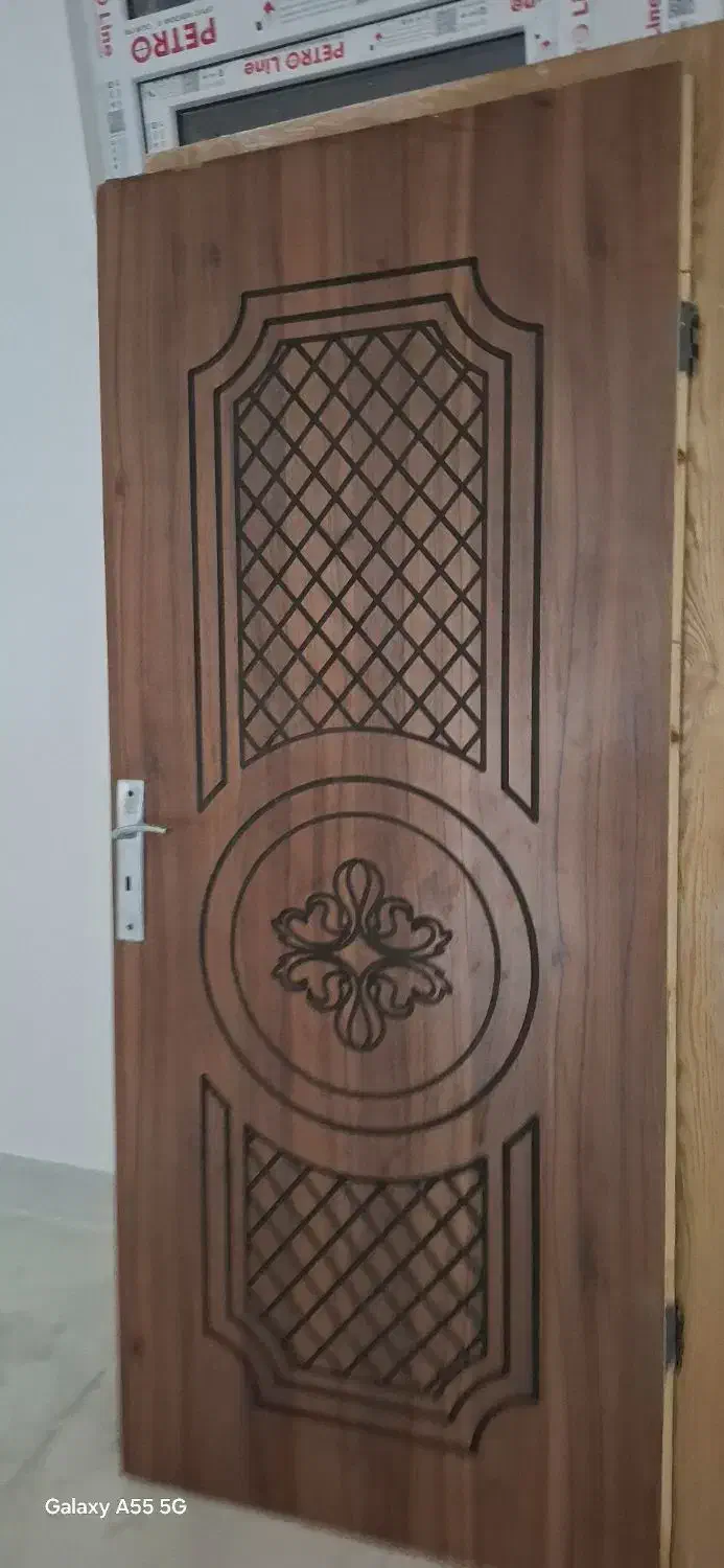 درب اتاق با چهارچوب فلزی نو با قفل و دستگیره 2عدد|مصالح و تجهیزات ساختمان|یاسوج, |دیوار