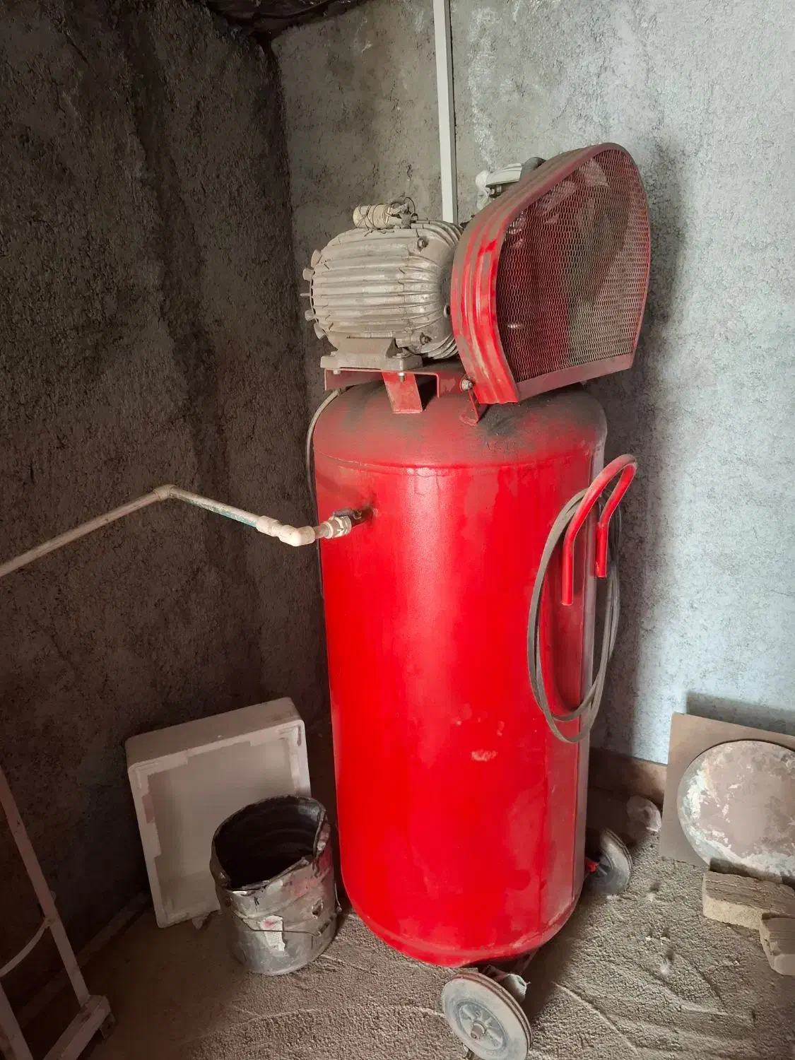 کمپرسور ۳۵۰ لیتری ۳ سیلندرتکفاز ۲۵۰ لیتری سه فاز|ماشین‌آلات صنعتی|احمدآبادمستوفی, |دیوار