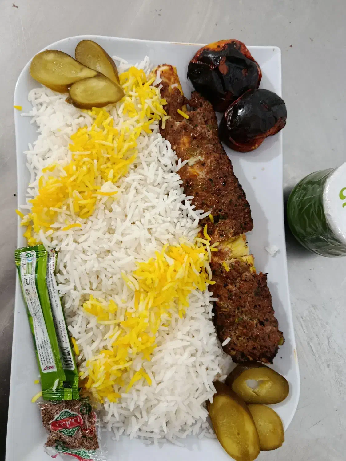 استخدام ظرفشور|استخدام سرایداری و نظافت|کرمانشاه, |دیوار