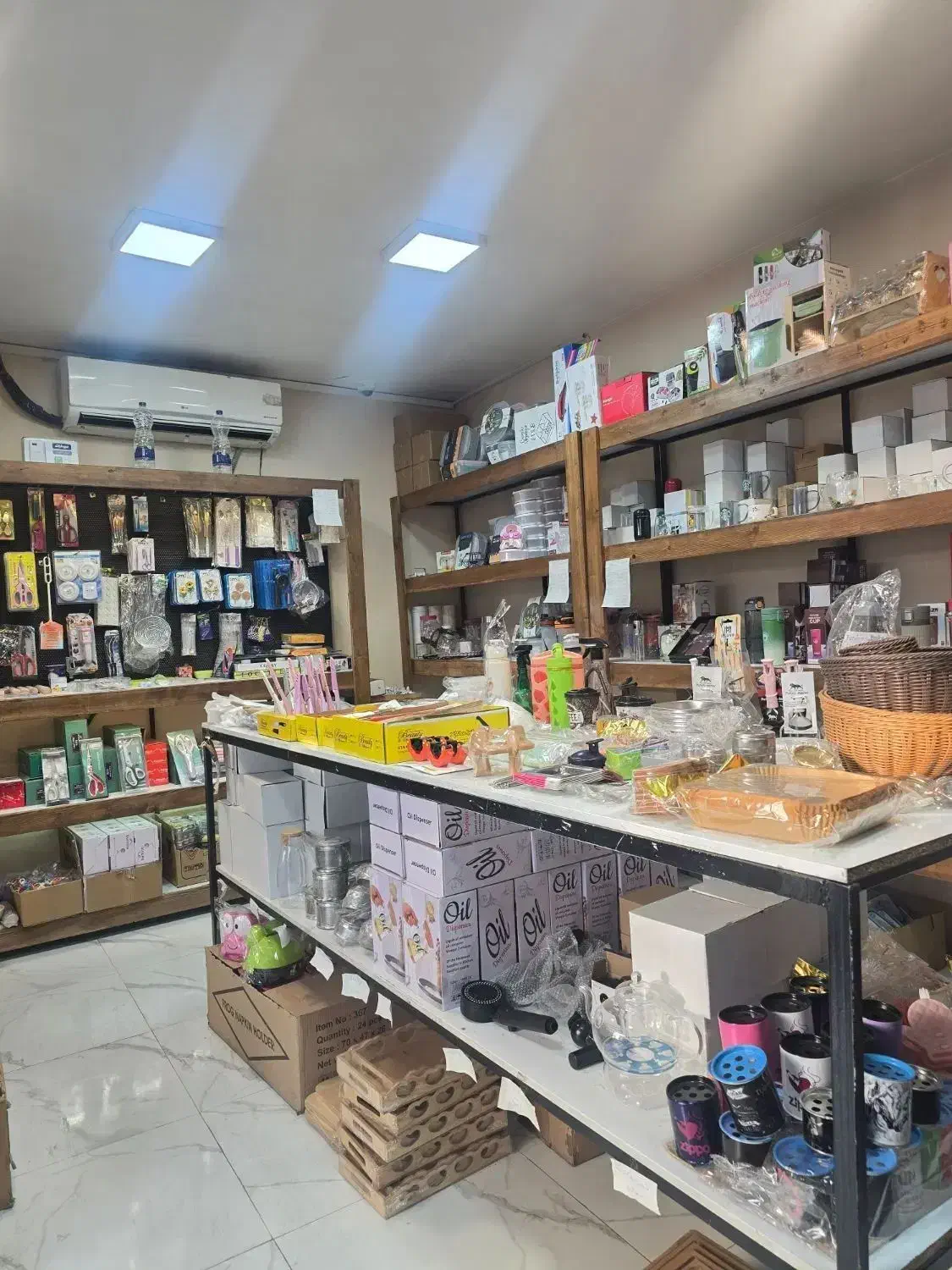 استخدام نیروی کار ،کارگر با سواد ،اتباع با مدارک|استخدام خدمات فروشگاه و رستوران|آفتاب, |دیوار