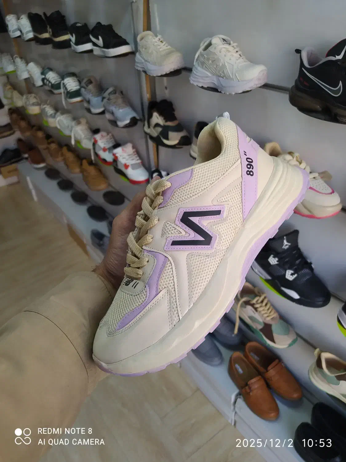 کفش حراج زیر قیمت خرید فقط چهارشنبه و پنج شنبه|کیف، کفش، کمربند|سبزوار, پامنار|دیوار