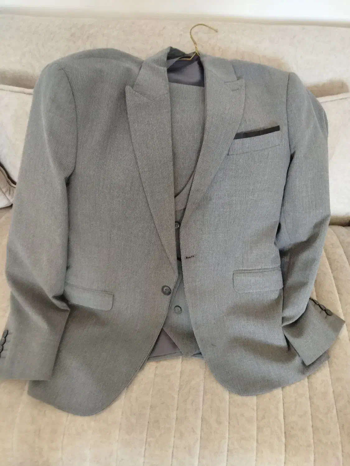 کت شلوار|لباس|بیجار, |دیوار