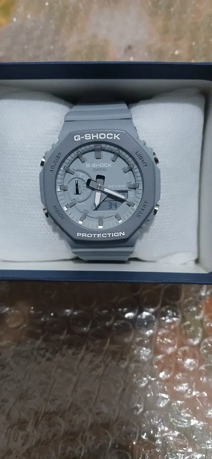 ساعت جی شاگ|ساعت|چناران, |دیوار