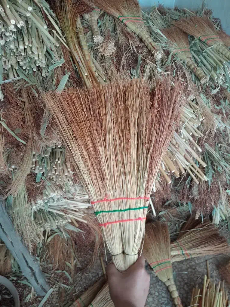 جارو سنتی|لوازم نظافت|کرج, حصار|دیوار