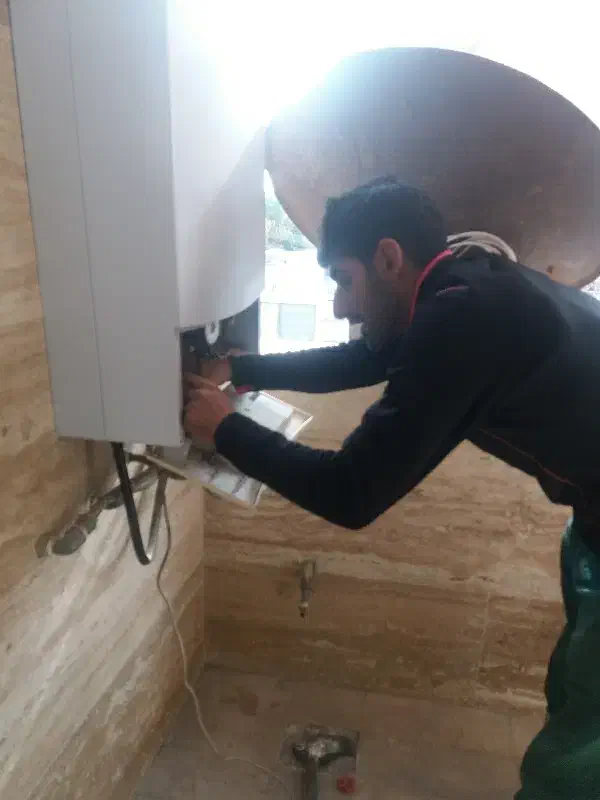 تعمیرفوق تخصصی انواع برندهای پکیج دیواری|آبگرمکن، پکیج، شوفاژ|قم, پردیسان|دیوار