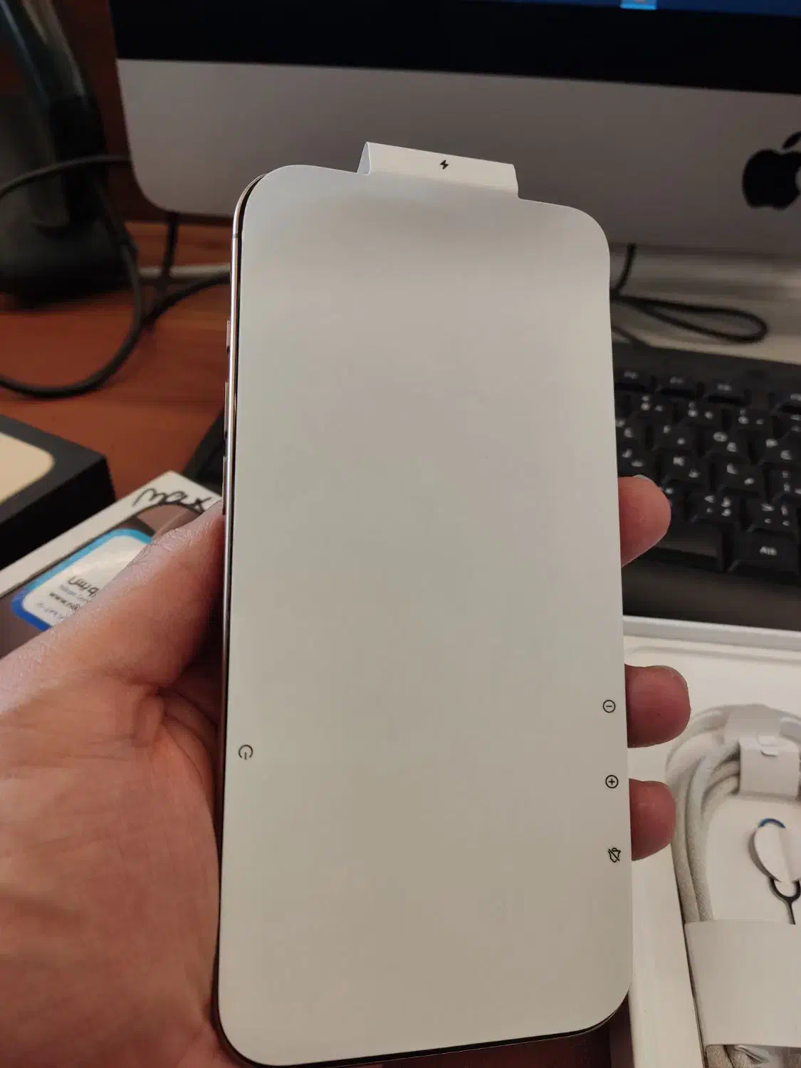 آیفون 16 پرومکس باتری 100 شرکتی گارانتی دار|موبایل|شیراز, قدوسی غربی|دیوار