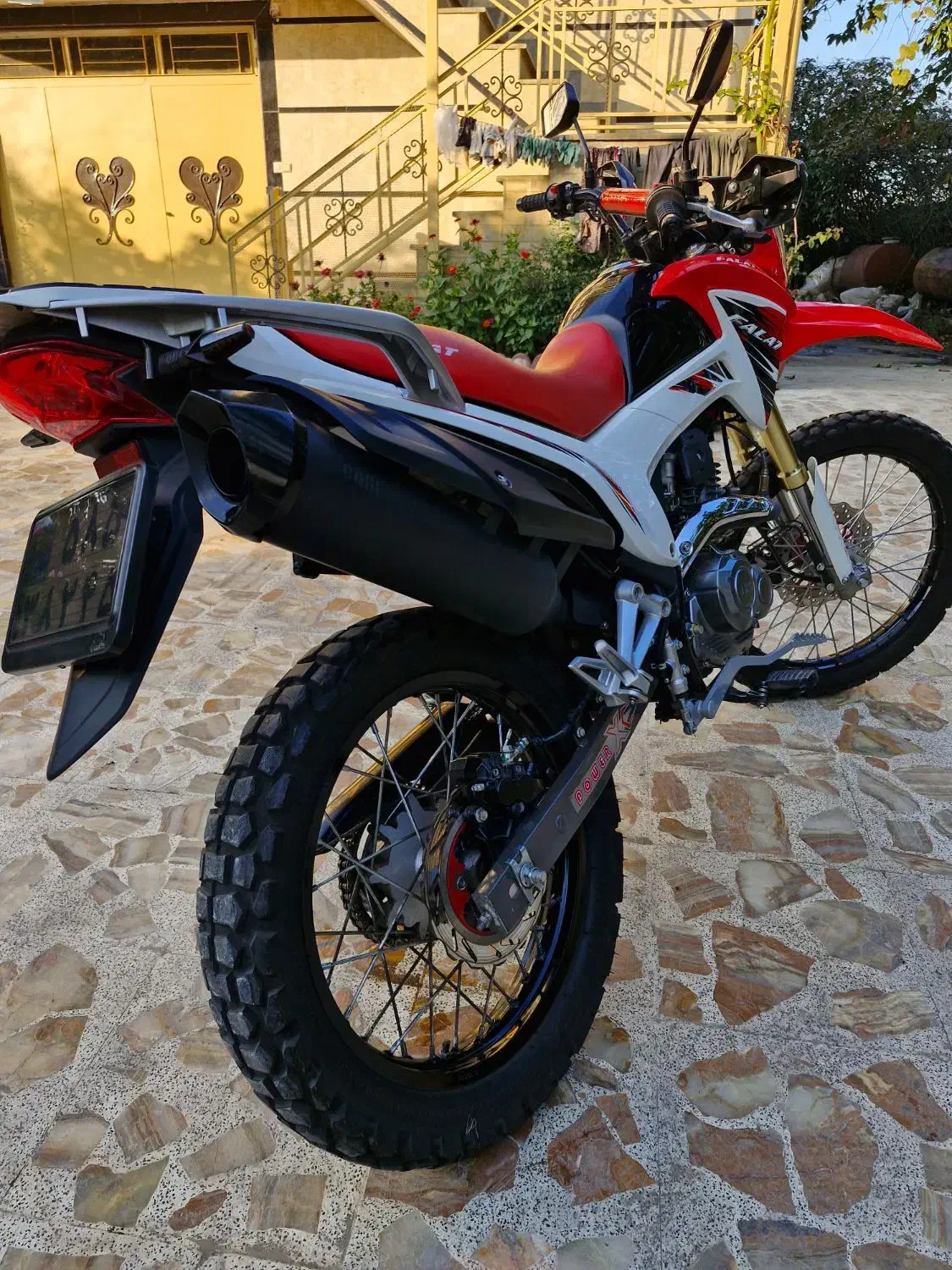 تریل فلات ۲۰۰  همتاز طرح crf در حد نو انجین جدید|موتورسیکلت|رشت, لاکانی|دیوار